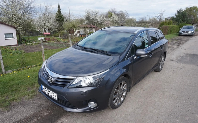 Toyota Avensis cena 19000 przebieg: 339000, rok produkcji 2013 z Gliwice małe 106